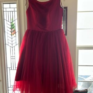 Elegant Red Sleeveless Scoop Neck 50’s style Prom Dress